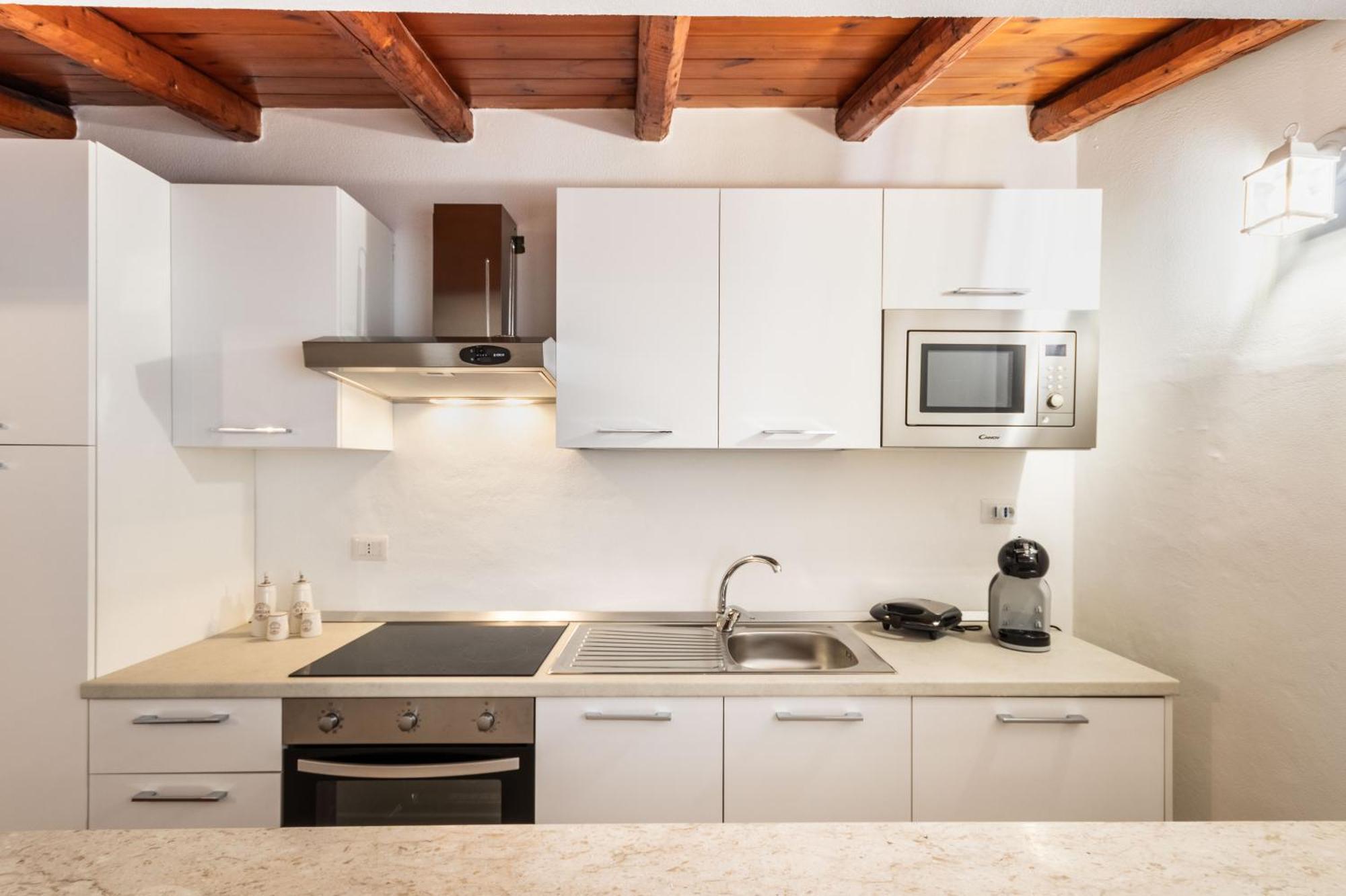 Fronte Mare Apartments & City Views Сиракузы Экстерьер фото